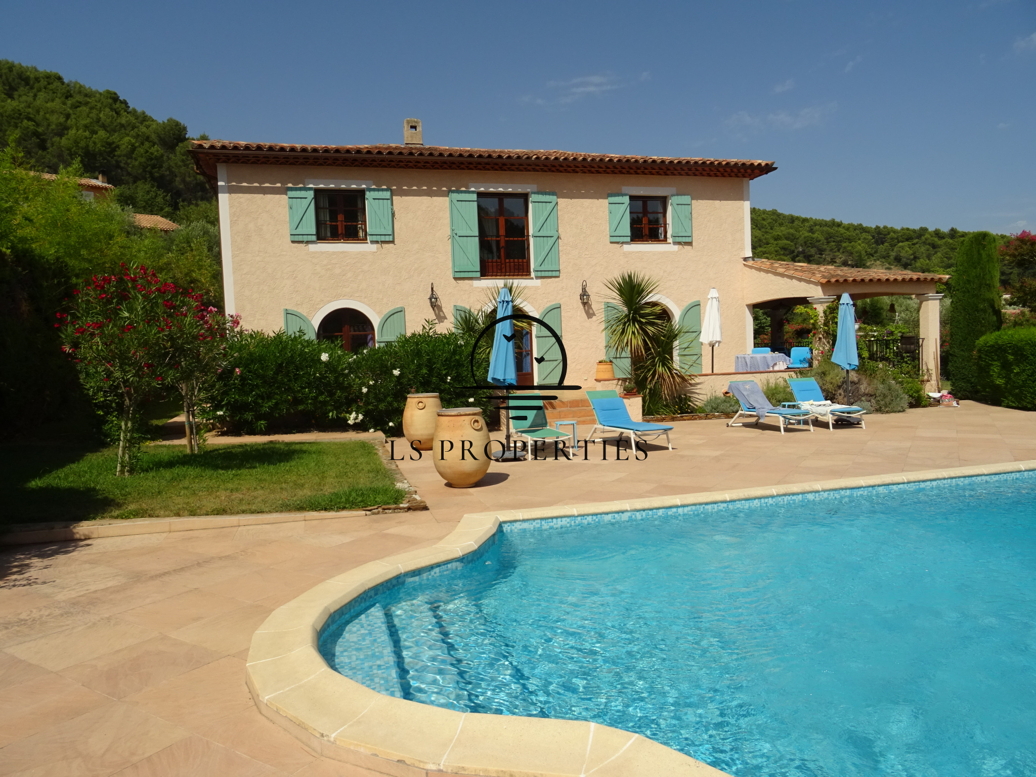 Belle villa à la campagne