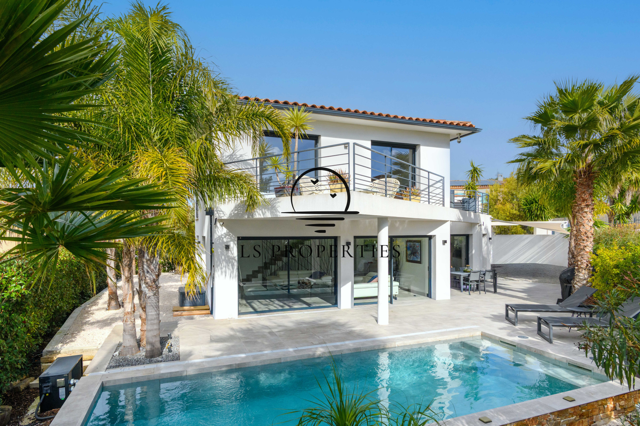 MAGNIFIQUE VILLA CONTEMPORAINE RECENTE